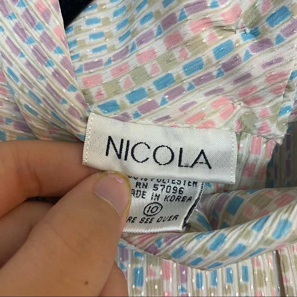 VINTAGE NICOLA PASTEL HIGH NECK TOP {10} - Picture 6 of 8